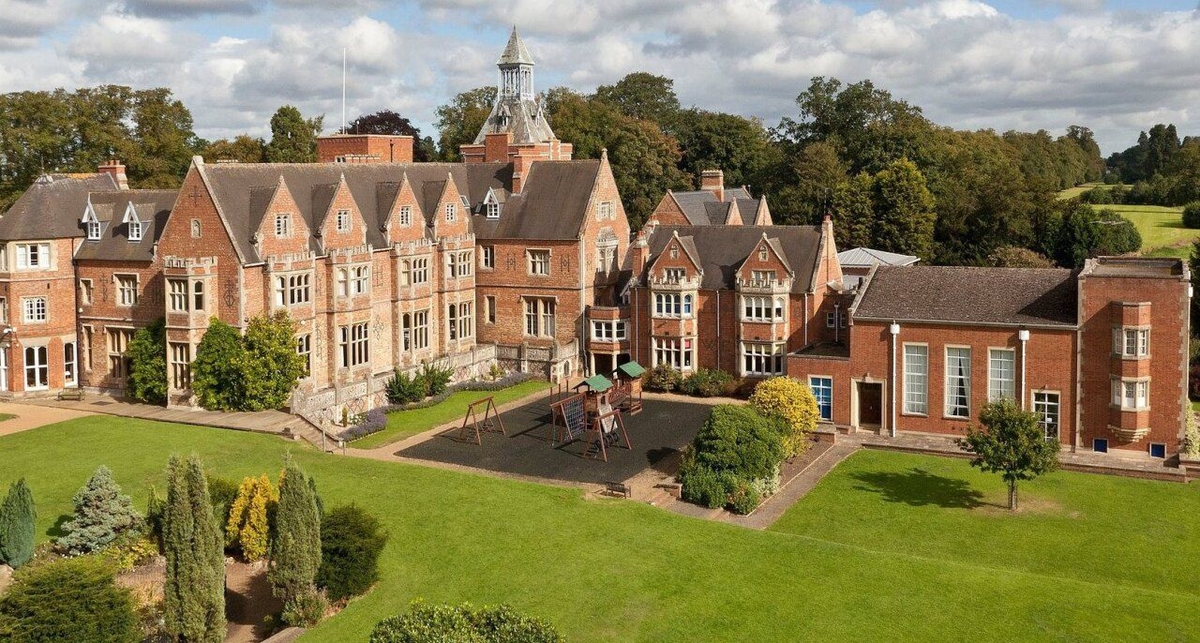 Unique boarding experience at Bilton Grange Prep School and Windermere School.